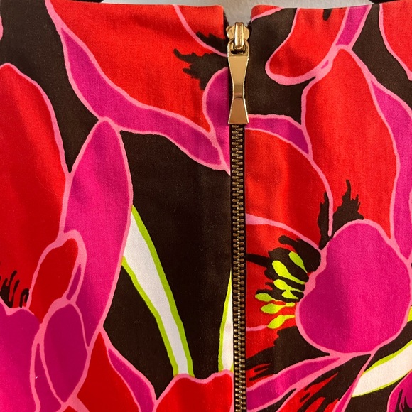 Like new: $298 KATE SPADE Peplum Cotton Sheath Dress, Red/Pink Floral, Size 4 - Picture 11 of 16